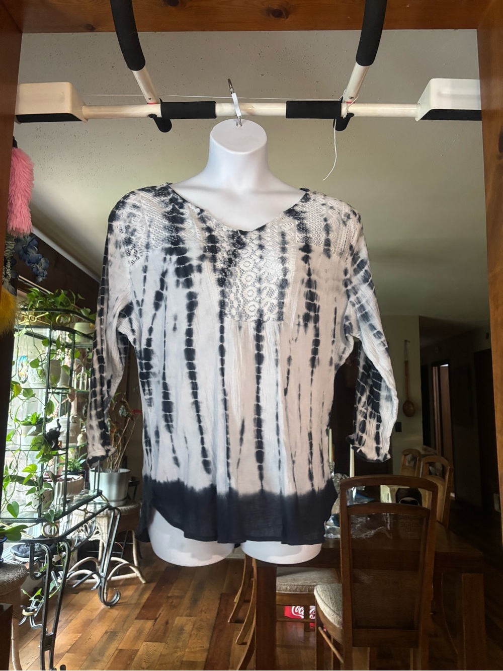 Life Style Women’s Tie-Dye Navy Blue & White 100% Cotton V-Neck Top Size 1X